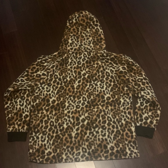 Victoria Secret leopard size Large - Picture 5 of 6